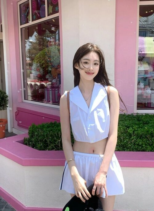 BabyMonster | Asa - Fashion Chingu