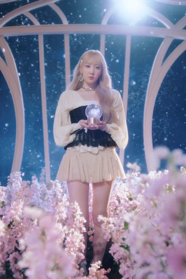 【新品未使用】rosy monster triple frill blouse 10/18～【FINAL SALE】triple frill blouse【ブラック,ライトイエロー