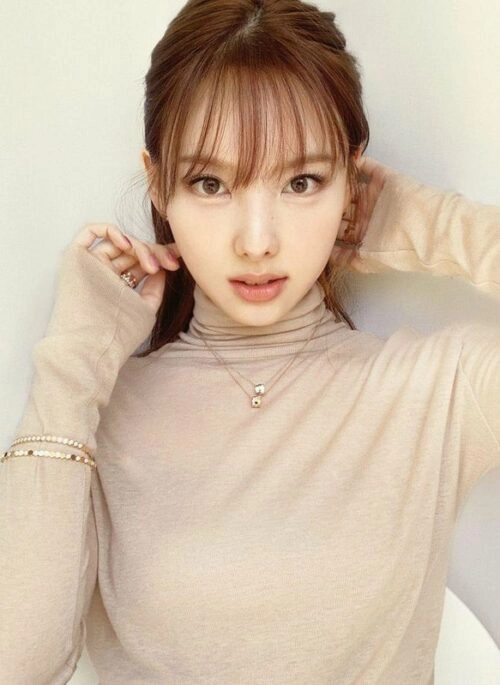 Beige Turtle Neck Fitted Sweater | Nayeon - Twice