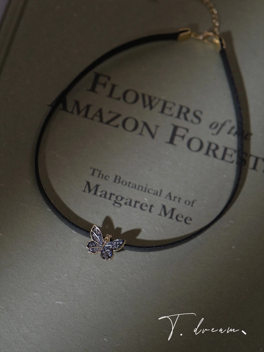 【kindababy】black swa butterfly necklace〜ネックレス Butterfly Necklace – Shakyra Renee' Store