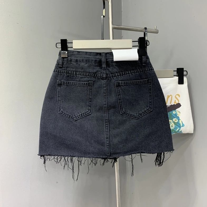[ROMANTIC CROWN] BUCKLE DENIM PLEATS SKIRT /追跡付 JZ1A1283.jpg?v=1716824064
