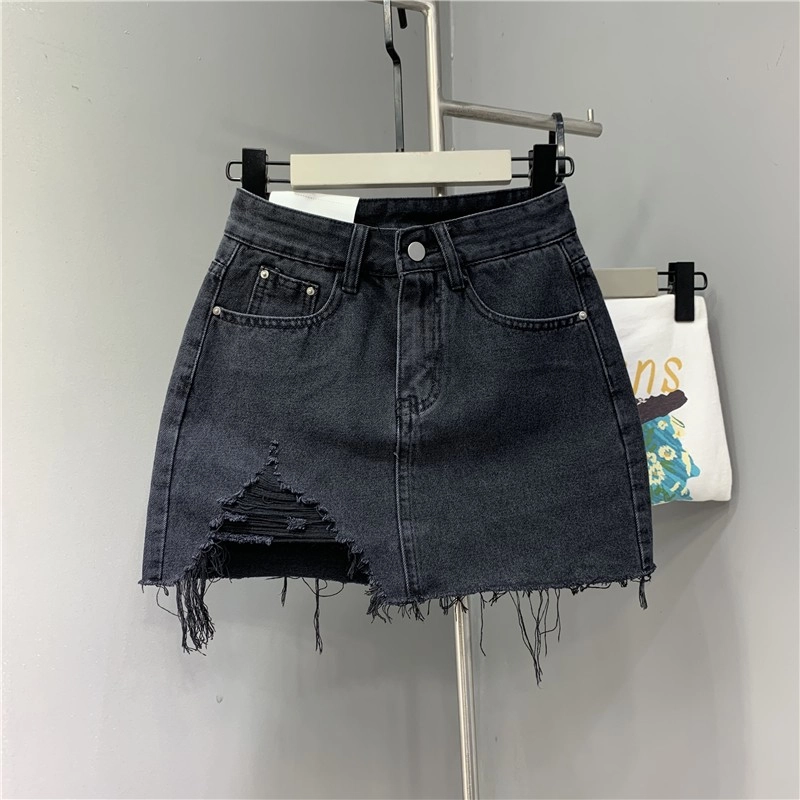 Black Distressed Raw Edge Denim Skirt | Isa - STAYC