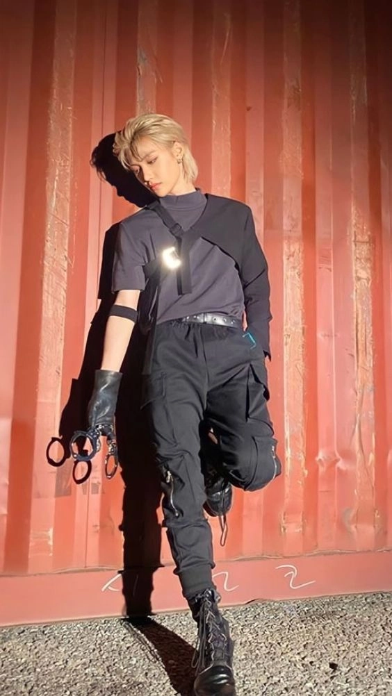 Black Slim Cargo Pants | Felix - Stray Kids - Fashion Chingu