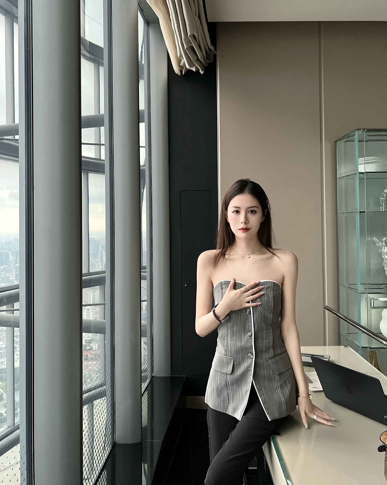 ミュージシャン Sheer Pleats Bustier Inspired by Moon Moon Laser Denim Bustier Top • Marine Serre