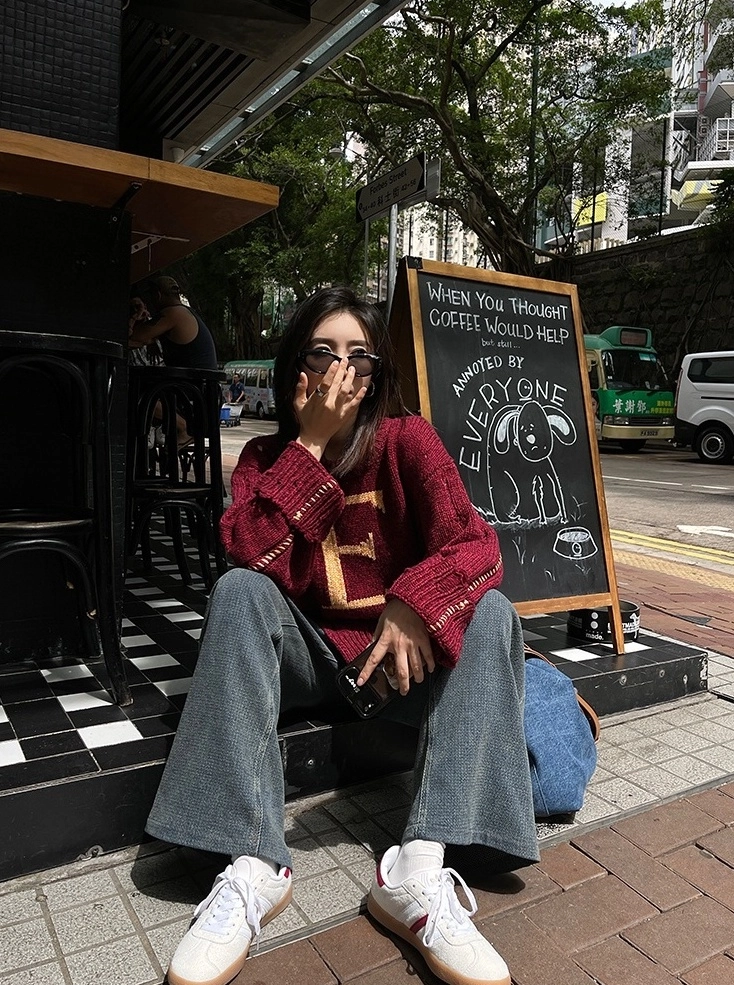 Red Letter Logo Knit Sweater | Heeseung - Enhypen - Fashion
