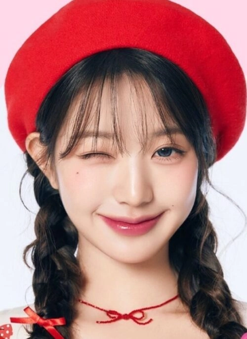 Black Rose Hairpin | Wonyoung - IVE - Fashion Chingu