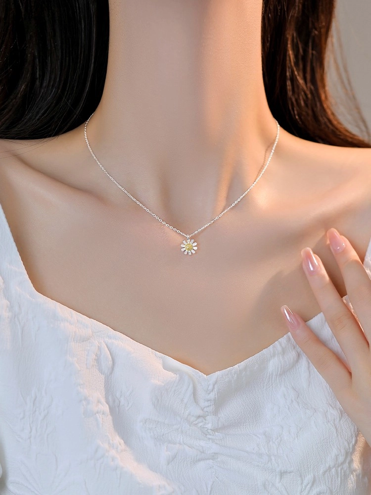☆韓国の人気☆【more jude】☆daisy necklace bracelet se.t☆ Amazon.com: Izpack Cute Daisy Flower Bracelet for Women
