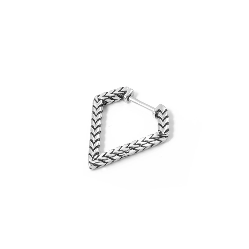 ★BTS 着用 BRAND★HYERES LOR★SILVER CURVE EMBLEM EARRING M ☆BTS 着用 BRAND☆HYERES LOR☆SILVER CURVE EMBLEM EARRING M
