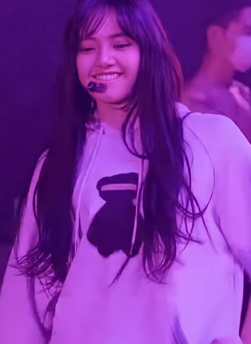 ミュージシャン blackpink [LALISA] HOODIE Blackpink's Lisa First Album: Merchandise Capsule Collection