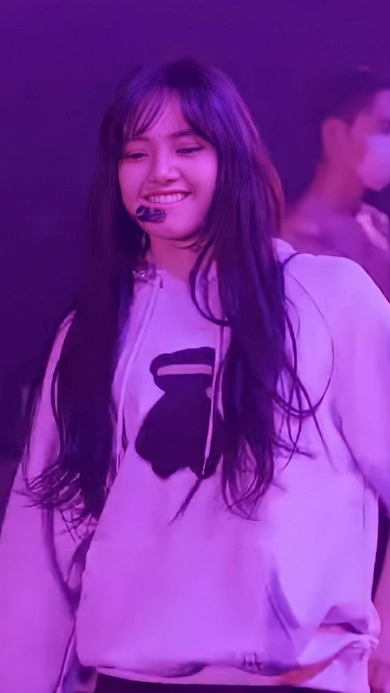 ミュージシャン blackpink [LALISA] HOODIE Blackpink's Lisa First Album: Merchandise Capsule Collection