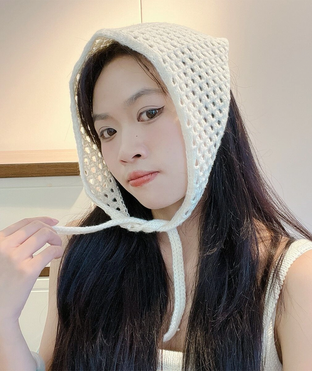 小物 KHOKI Intrarsia - knit muffler White KHOKI Intrarsia - Knit Muffler White