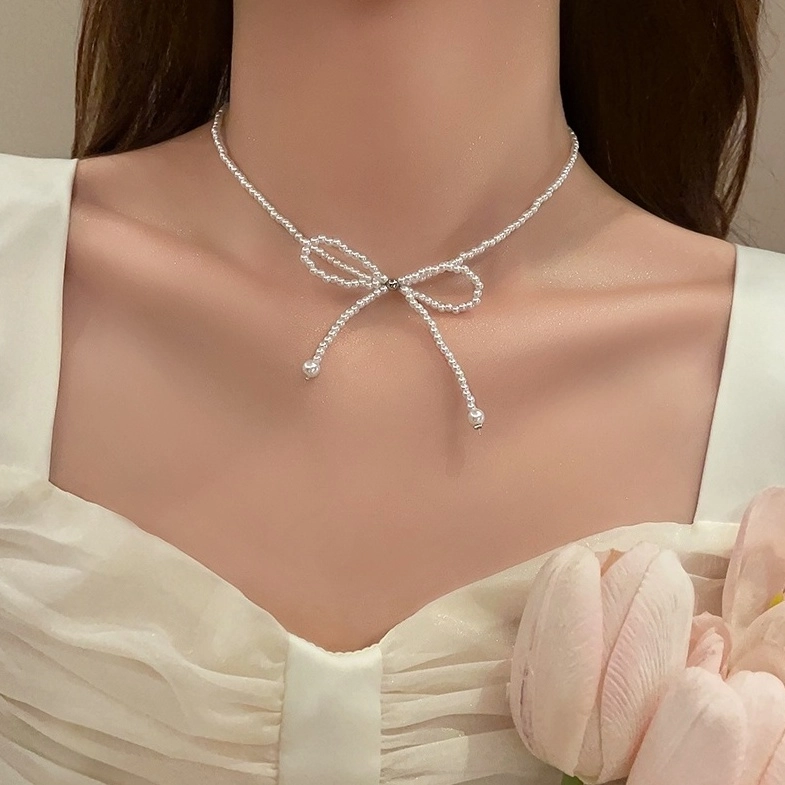 White Pearl Chain Bow Necklace | Jihyo - Twice - Fashion Chingu