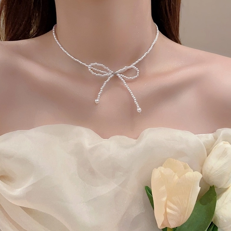 【Monday Edition】Pearl Bow Necklace 韓国 Monday Edition】Pearl Bow silver Necklace 韓国 (Monday