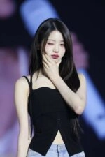 Black Sling Front Slit Top | Wonyoung - IVE - Fashion Chingu