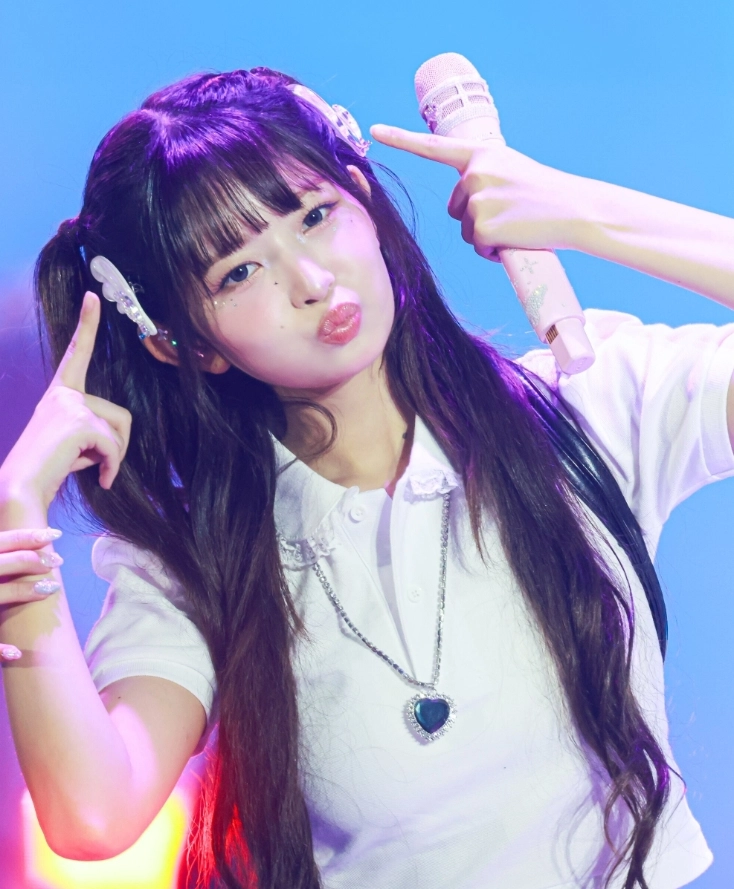 ◇roaju◇ [Wearing Heo Yunjin] [silver925]Ribbon heart toggl Diamond & Synthetic Aquamarine Heart Infinity Symbol ROL