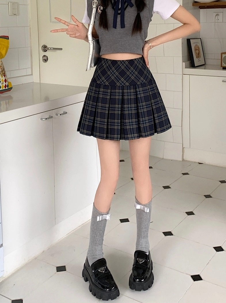 Blue Plaid A-Line Pleated Skirt | Eunchae - Le Sserafim