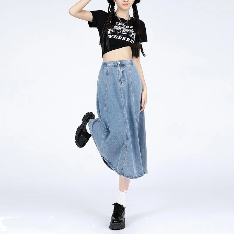 Blue Vintage Mid-Length Denim Skirt | Sullyoon - NMIXX