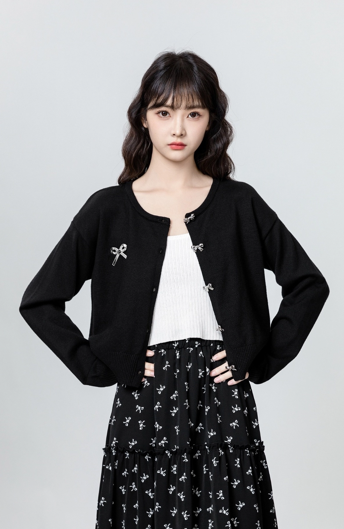 アウターその他 Fallett Boucle Summer Knit Cardigan Black FA2402KT06BK 6259f9ade4bd11bc14af9319f05a23