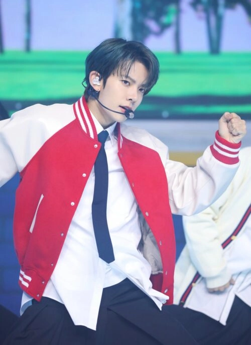 Red Oversized Varsity Jacket | Heeseung – Enhypen