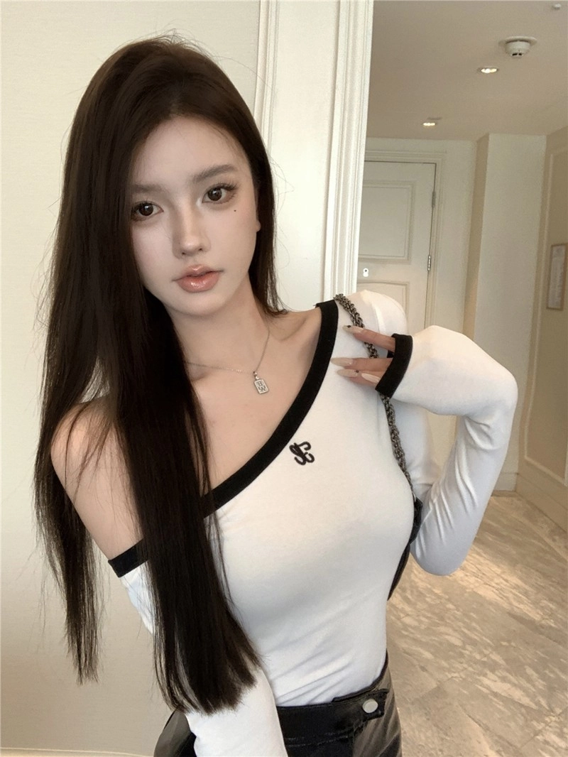 White Assymetric Off-Shoulder Top | Ningning - Aespa