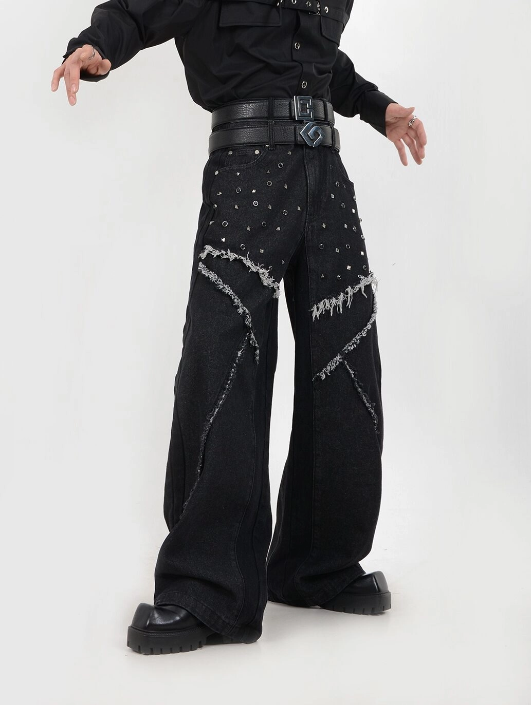 韓国商品/LAZYZ Studded Line Point Jeans Stylish Journey High-Rise Straight-Leg Denim Jeans | Windsor