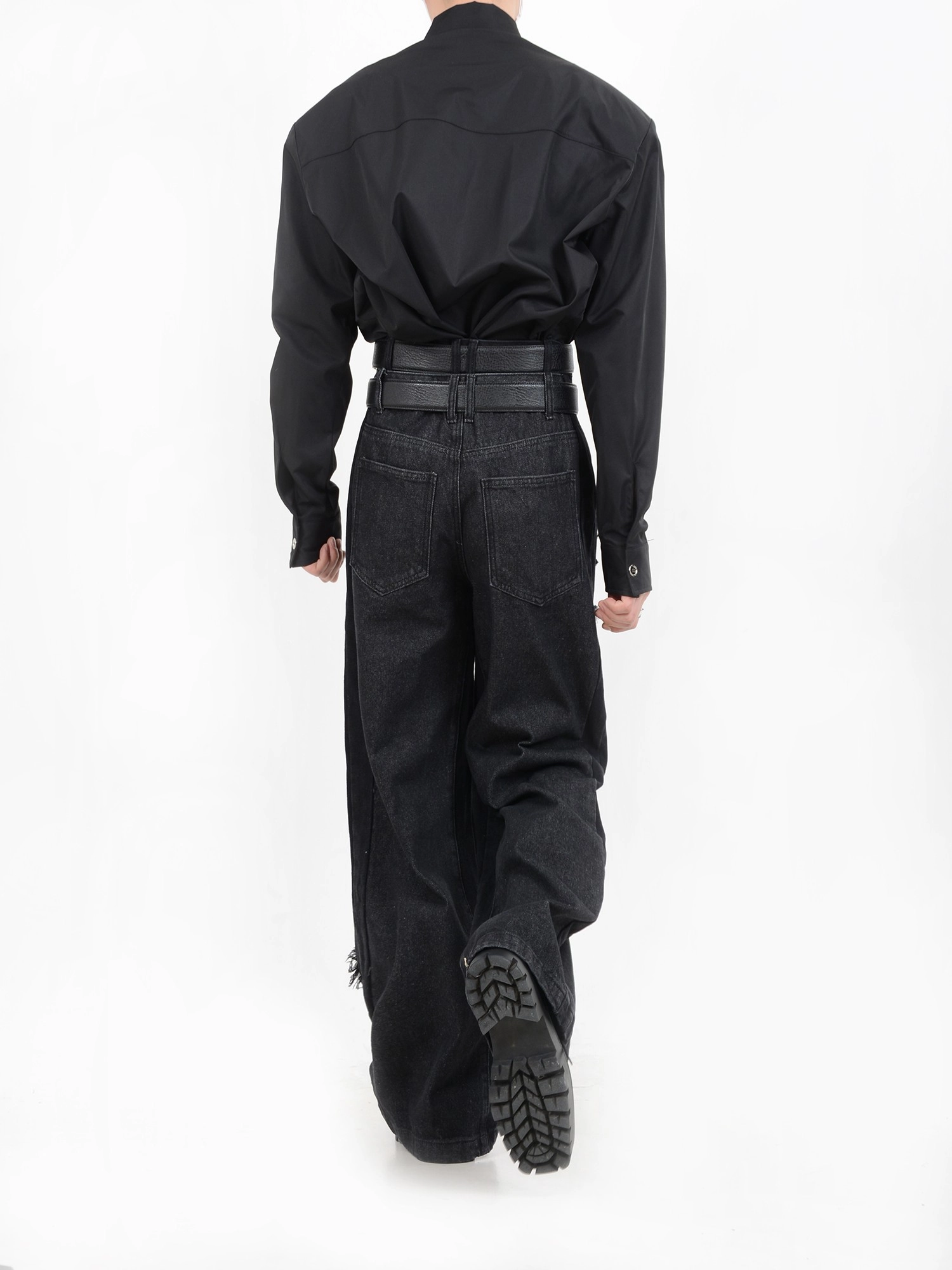 韓国商品/LAZYZ Studded Line Point Jeans Stylish Journey High-Rise Straight-Leg Denim Jeans | Windsor