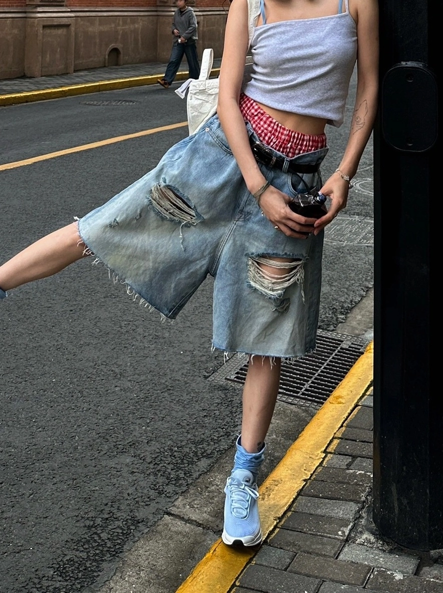 Blue Distressed Knee-Length Denim Shorts | Felix - Stray