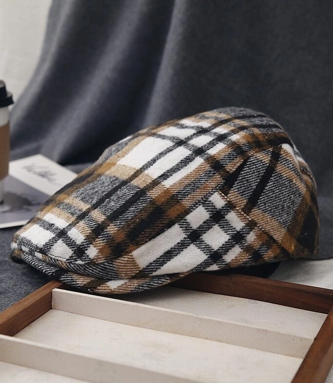 Brown And Black Plaid Newsboy Hat | Chaewon - Le Sserafim