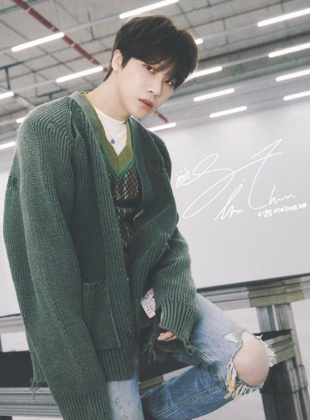 山田涼介&kj着 SOFT LIGHT KNIT CARDIGAN cootie Green Ribbed Knit Cardigan | Jay - iKON - Fashion Chingu