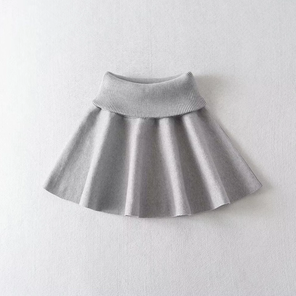 Grey Long Sleeve Top And Skirt Set | Lisa - BlackPink - Fashion Chingu