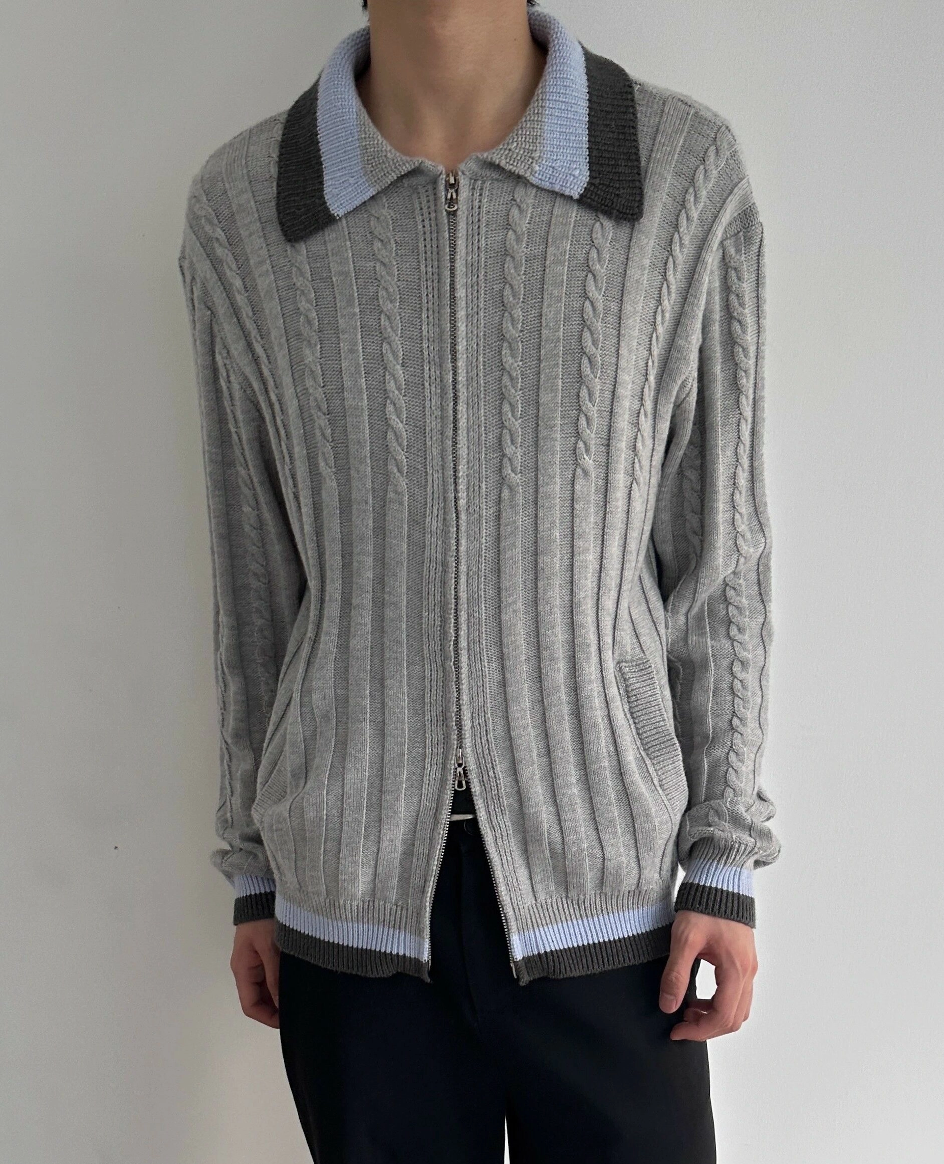 Grey Twist Pattern Cardigan With Blue Collar | Hyunjin