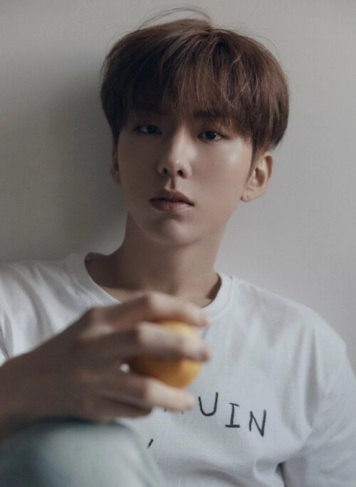 MONSTA X | Kihyun - Fashion Chingu