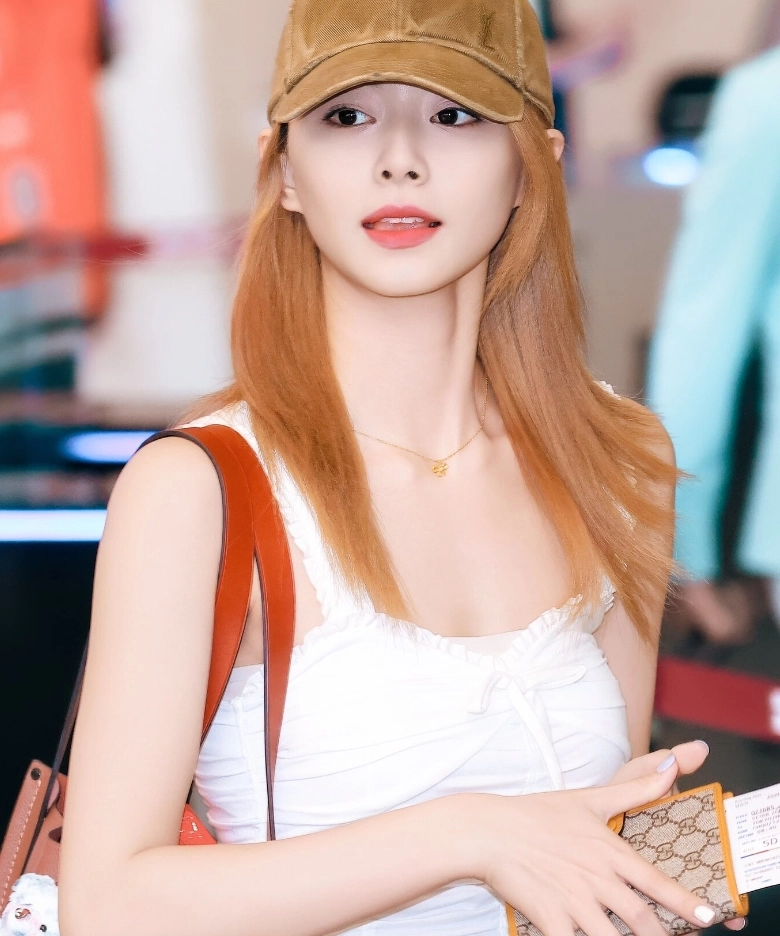 White Bustier Ruffle Edge Top | Tzuyu - Twice - Fashion Chingu