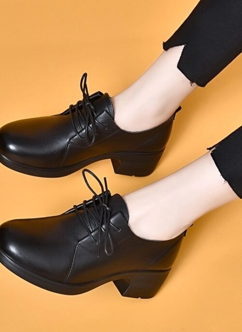 Brown Faux Leather Chained Loafers | Jennie - BlackPink