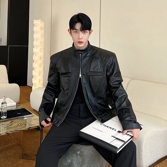 ★AESPA KARINA 着用★ RAIVE Faux Leather Blouson Jacket Black Embossed Panel Faux Leather Jacket | Winter - Aespa