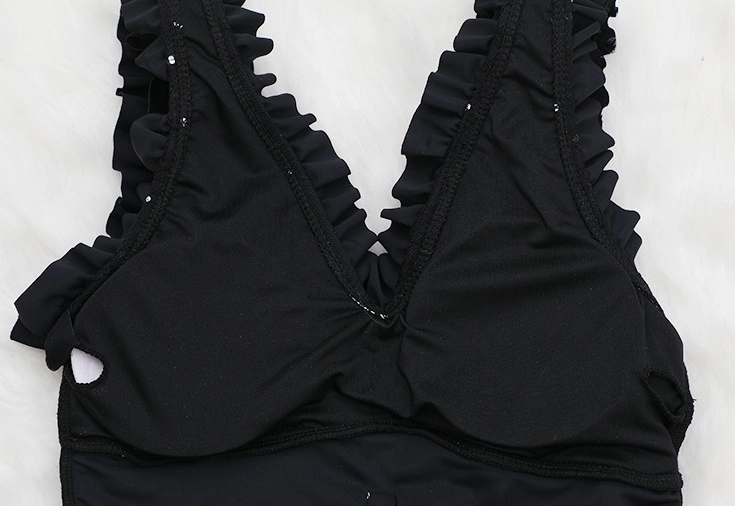 Black Lace-Trim Bow Embellished Bodysuit | Jennie