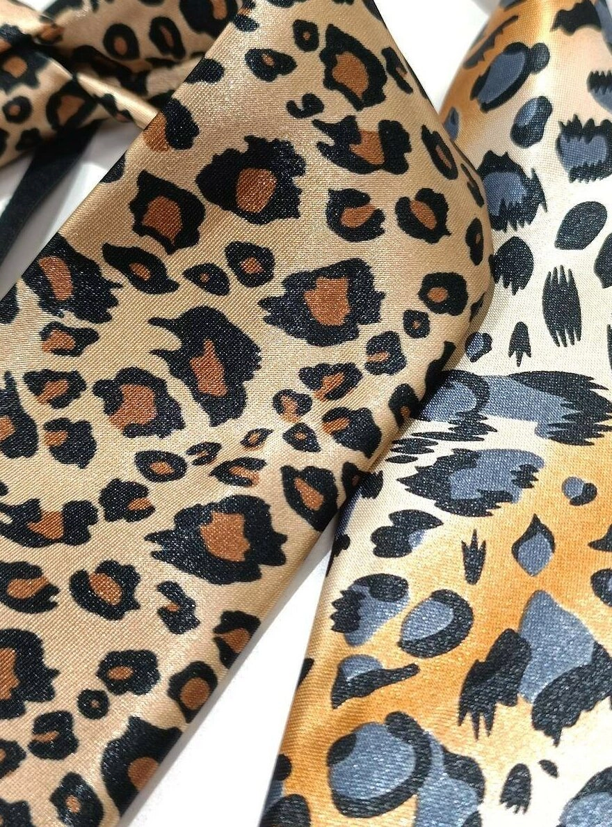 Brown Leopard Pattern Necktie | Ryujin - ITZY - Fashion Chingu