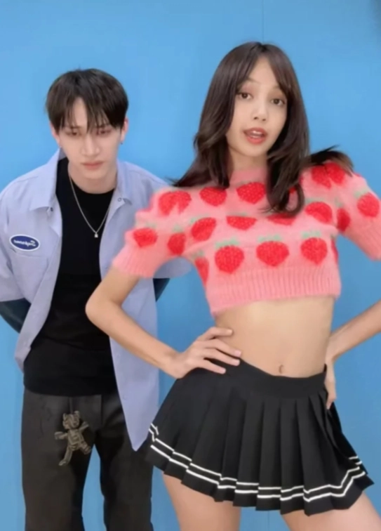 Pink Strawberry Print Knit Top | Lisa - BlackPink - Fashion