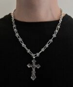 Silver Gothic Cross Necklace | Winter - Aespa - Fashion Chingu