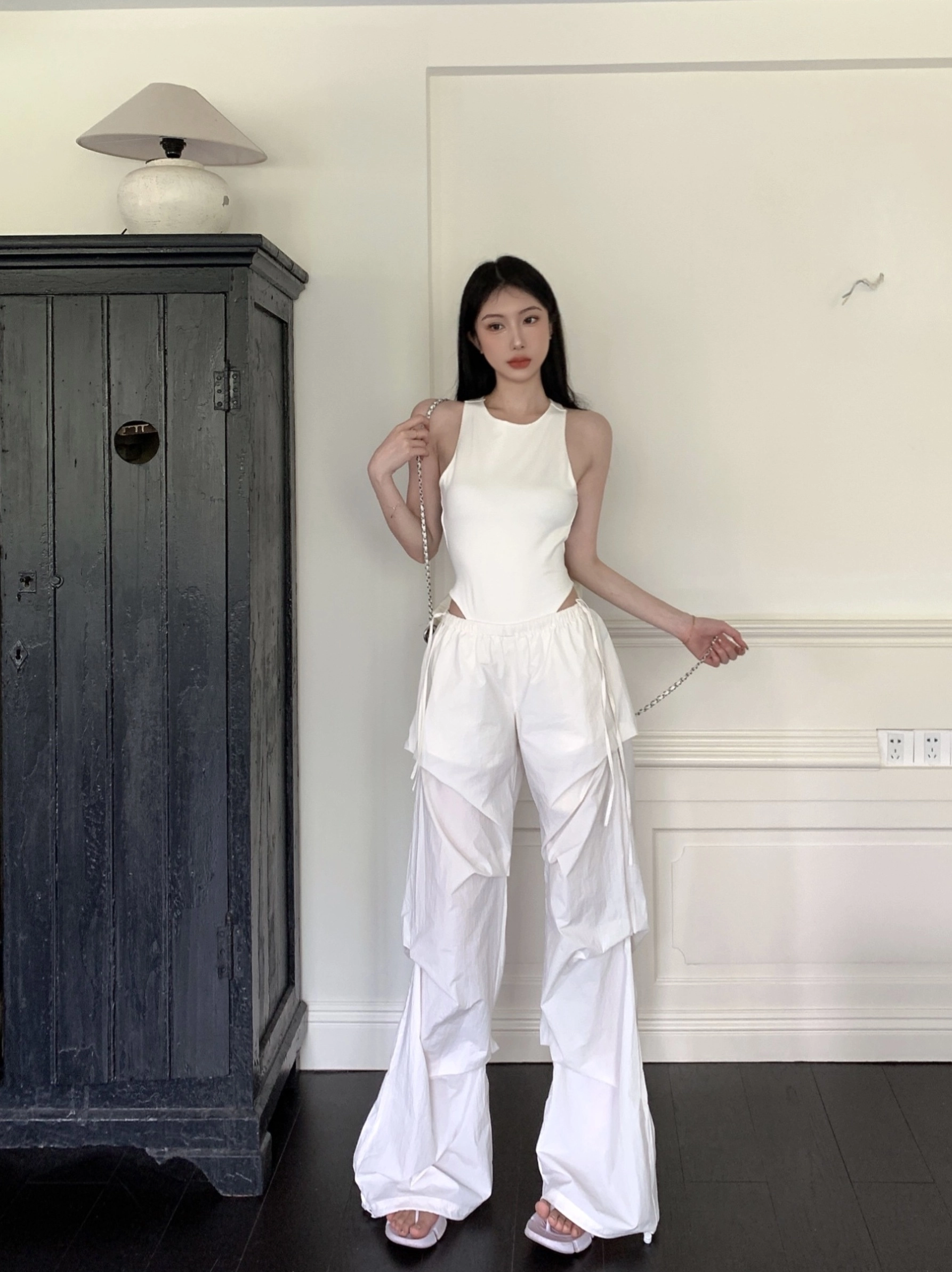 White Structured Pleats Drawstring Pants | Karina - Aespa