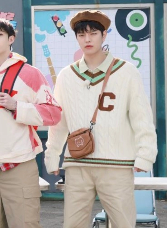 [ NERDY ]★韓国人気★FLUFFY CROSS BAG NERDY☆韓国大人気 FLUFFY CROSS BAG 3COLOR 生活防水 (NERDY