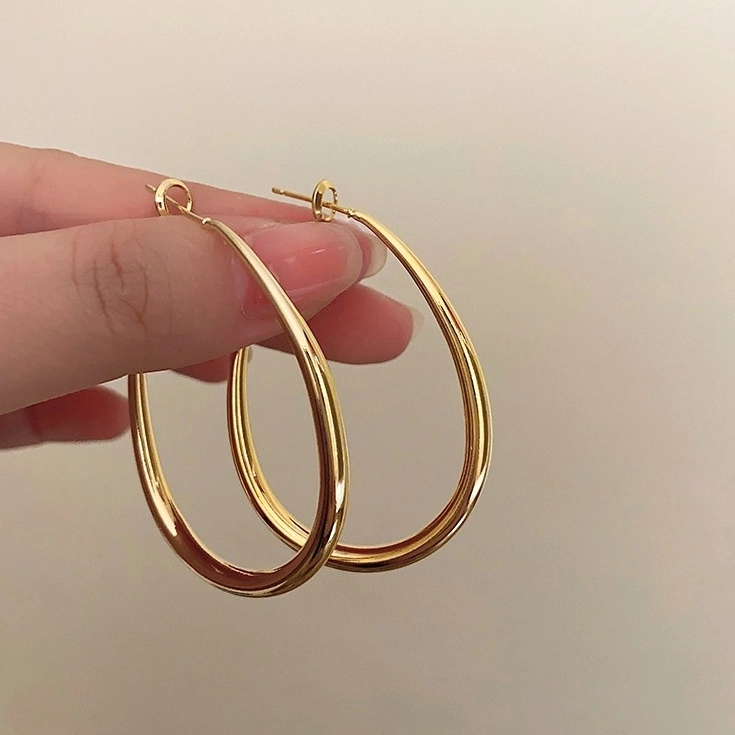 Gold Oval Sleek Hoop Earrings | Soyeon - (G)I-DLE - Fashion