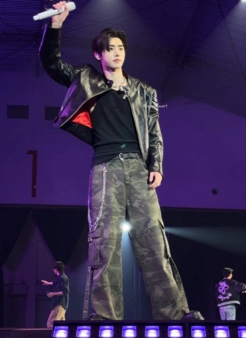 Enhypen | Sunghoon - Fashion Chingu