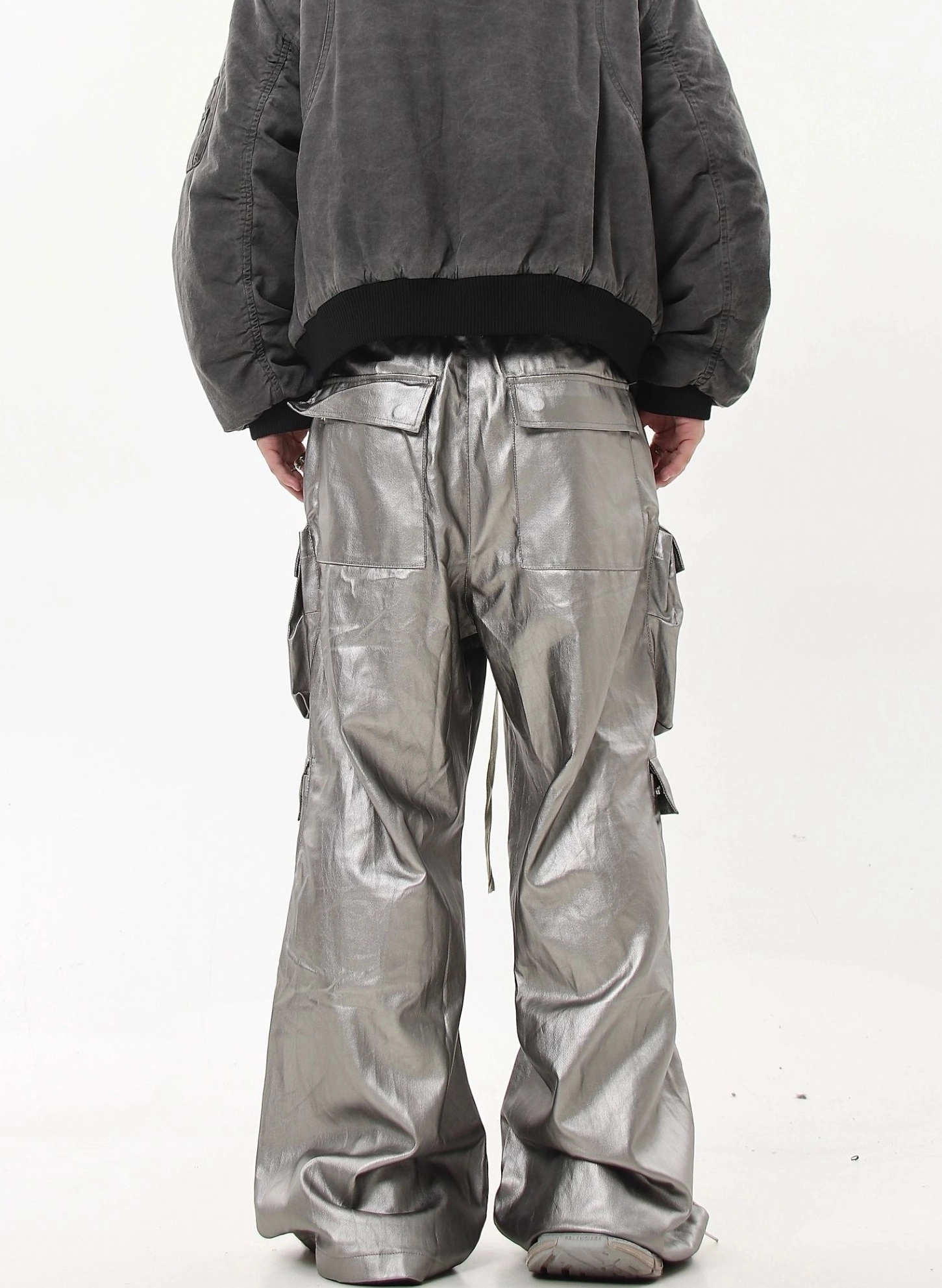 Metallic Grey Cargo Pants | Jongho - ATEEZ - Fashion Chingu