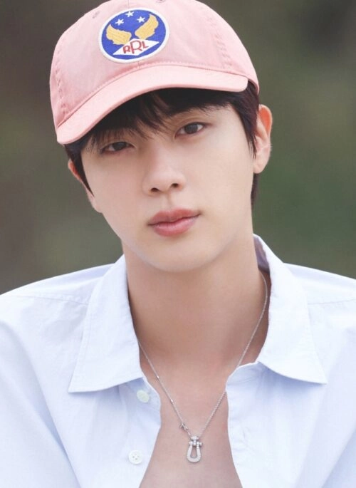 [CHANCECHANCE] HEART SPRING T-SHIRT★BTS JIN着用 CHANCECHANCE】HEART SPRING T-SHIRT [正規品] [BTS JIN着用