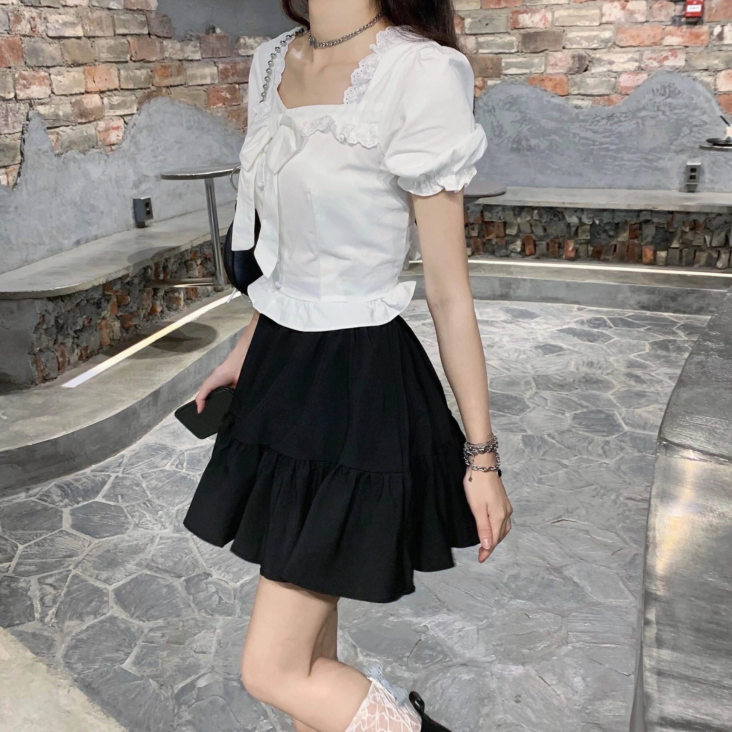 カットソー(長袖/七分) IRENE  Cut Out Detail Knit tops White Shoulder Cut Out Top | Irene - Red Velvet - Fashion Chingu