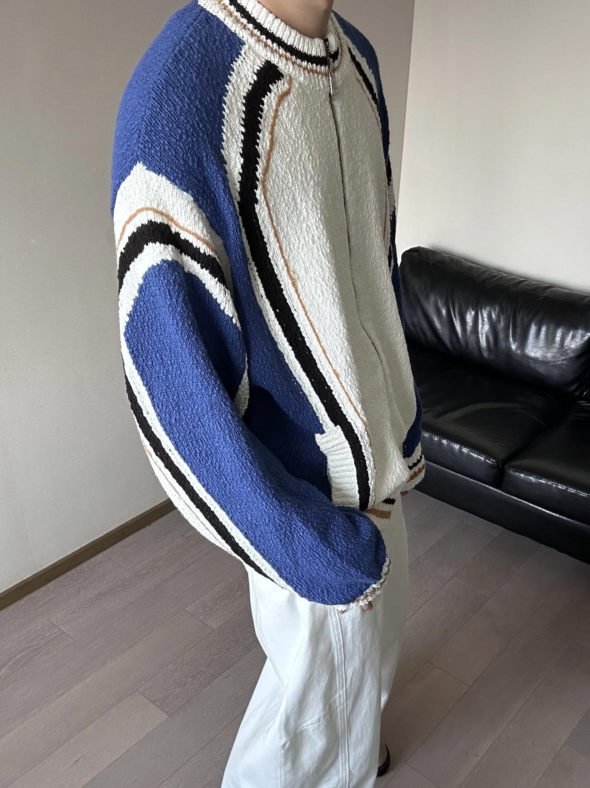 Blue And White Splicing Zipper Jacket | Sakura - Le Sserafim