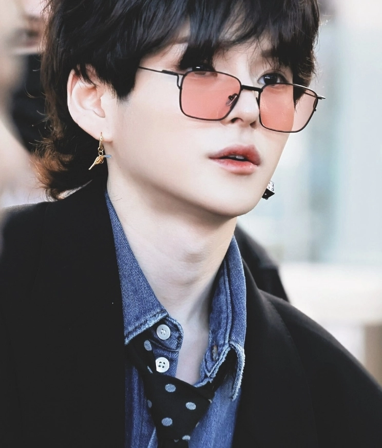 Pink Square Framed Sunglasses | Yoshi - Treasure - Fashion