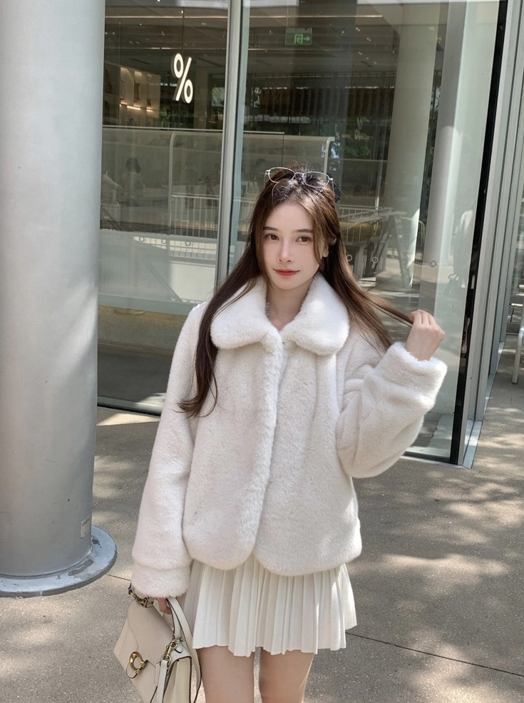 ジャケット・アウター Ponpon white teddy coat White Plush Collared Winter Coat | Dahyun - Twice - Fashion