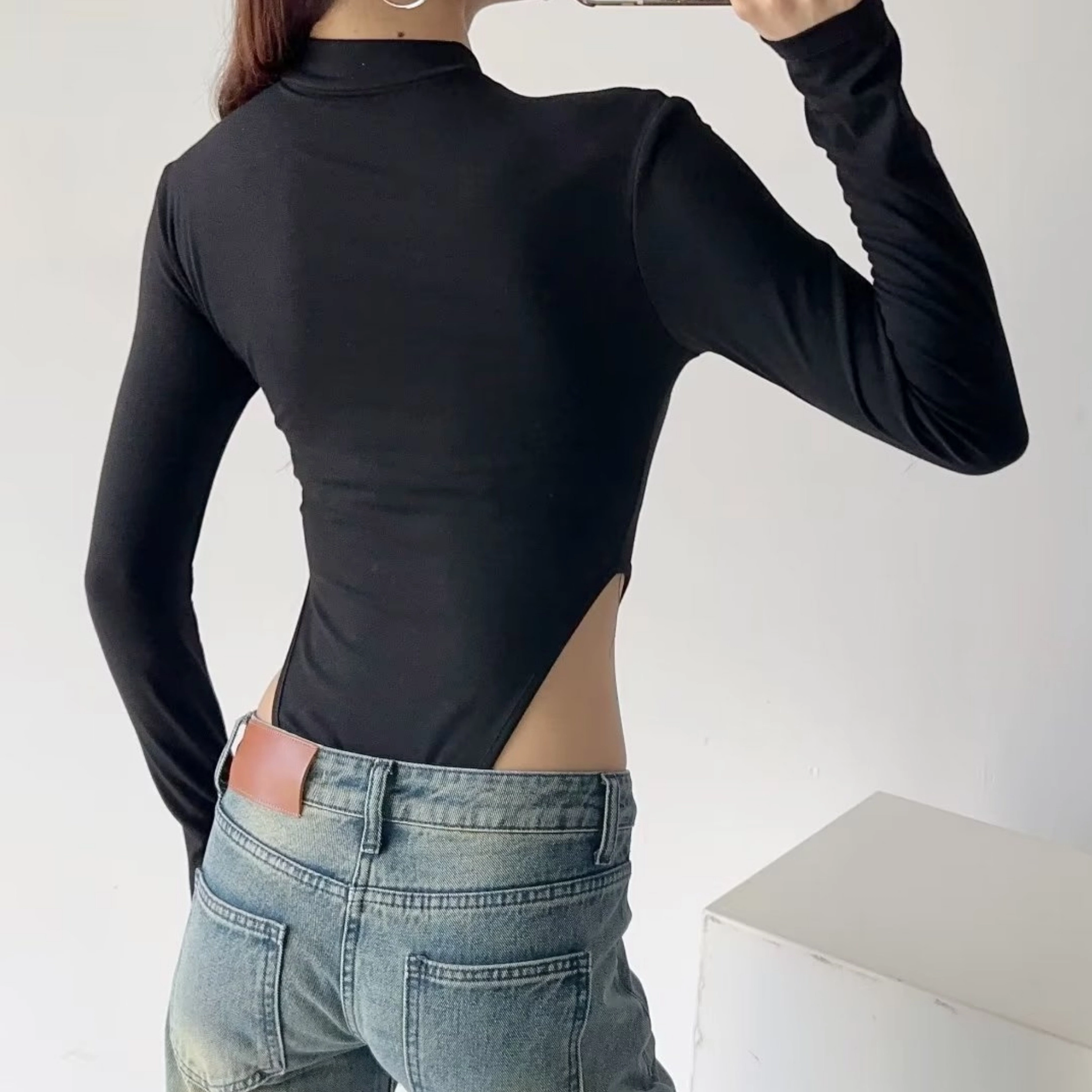 Black Long Sleeve High-Cut Bodysuit | Solar - Mamamoo